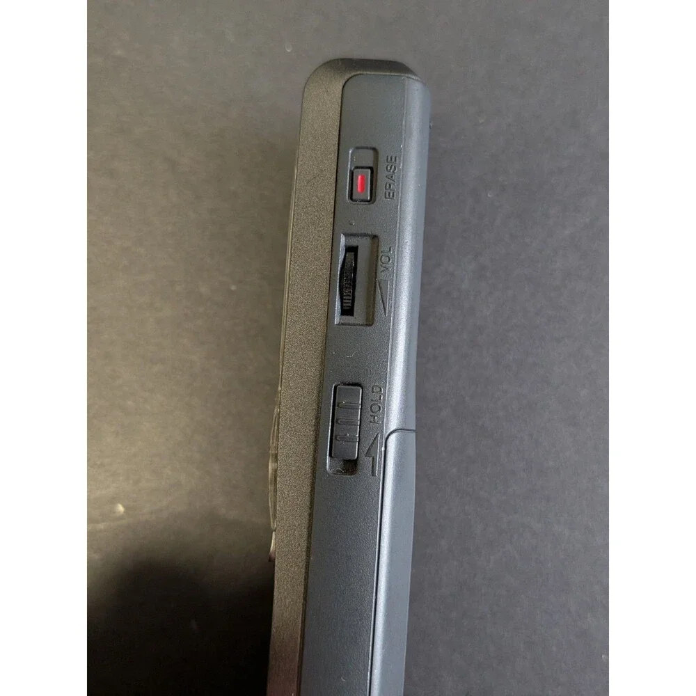 Sony ICD-P520 Digital Voice Recorder **As Is - Untested